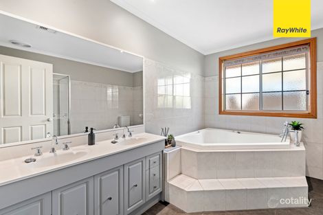 Property photo of 20 Cahill Drive Brookfield VIC 3338