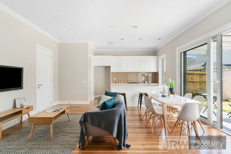 Property photo of 4/7 Leach Avenue Box Hill North VIC 3129