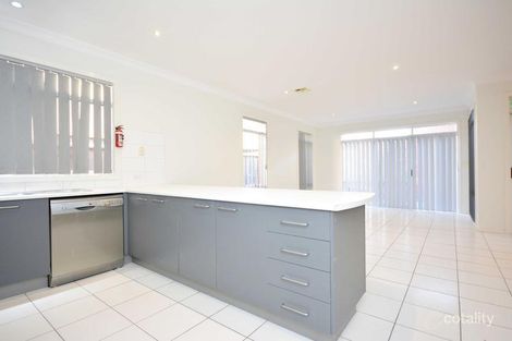 Property photo of 85 Ravenhill Boulevard Roxburgh Park VIC 3064