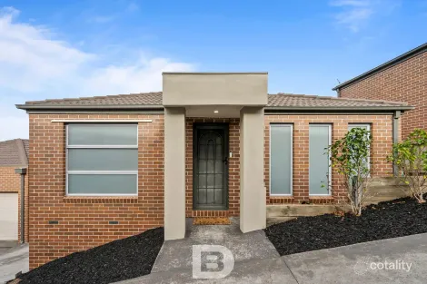 Property photo of 2/19 Lalor Crescent Sunbury VIC 3429