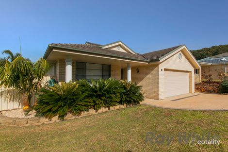 49 Green Point Dr, Belmont, NSW 2280