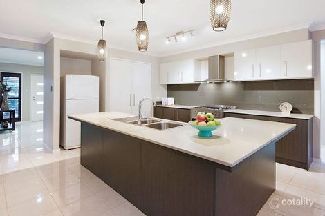 Property photo of 21 Forest View Way Little Mountain QLD 4551