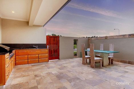 Property photo of 32 Canopys Edge Boulevard Smithfield QLD 4878