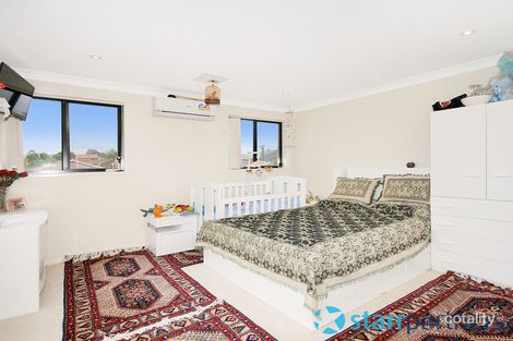 Property photo of 1/18 Ruth Street Merrylands West NSW 2160