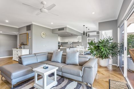 Property photo of 47/8-14 Munro Terrace Mooroobool QLD 4870