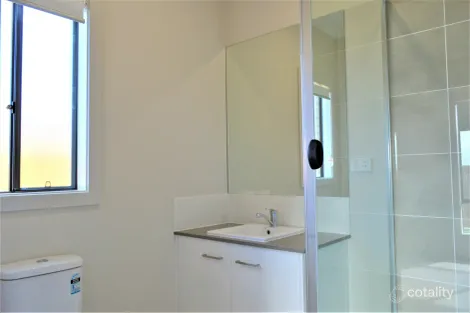 Property photo of 17 Woodline Drive Spring Mountain QLD 4300