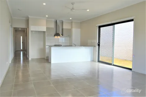 Property photo of 17 Woodline Drive Spring Mountain QLD 4300