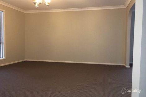 Property photo of 14 Wallace Street Flinders View QLD 4305