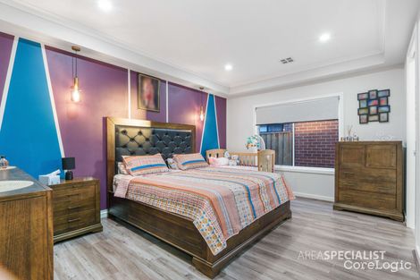 Property photo of 27 Marmalade Road Manor Lakes VIC 3024