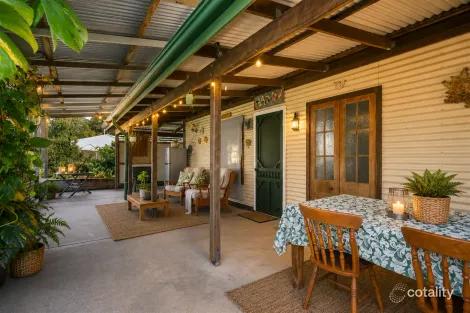 Property photo of 9 Tamarin Drive Mapleton QLD 4560