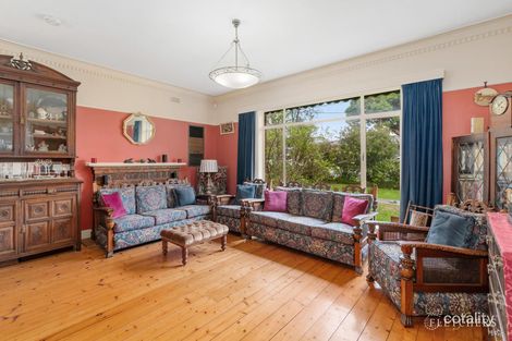 Property photo of 23 Shawlands Avenue Blackburn South VIC 3130