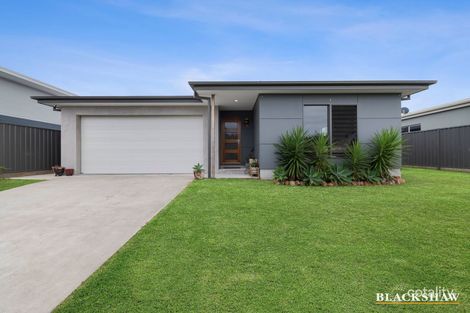 Property photo of 5 Gillan Grove Broulee NSW 2537