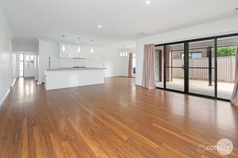 17 Dromana St, Alfredton, VIC 3350