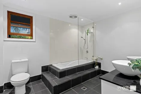 Property photo of 10 Bernoth Street Aspley QLD 4034