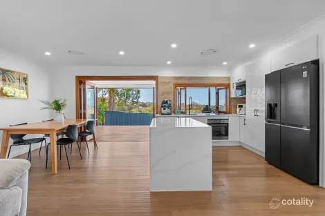 Property photo of 40 Summit Drive Banora Point NSW 2486