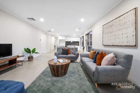 Property photo of 17 Winjeel Avenue Point Cook VIC 3030