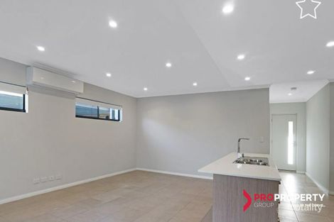 Property photo of 6 Avignon Way Beechboro WA 6063