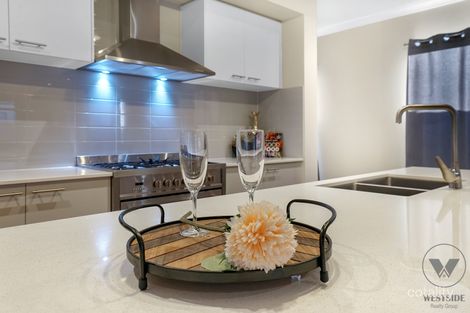 Property photo of 4 Centurion Avenue Tarneit VIC 3029