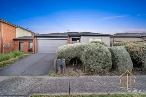 Property photo of 9 Hibernia Place Cranbourne East VIC 3977