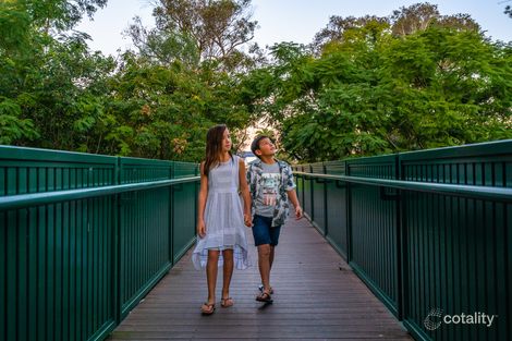 Property photo of 2 Clear River Boulevard Ashmore QLD 4214