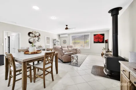 Property photo of 62 Wamara Crescent Forster NSW 2428