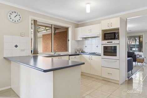 Property photo of 26 Miralie Way Cranbourne West VIC 3977