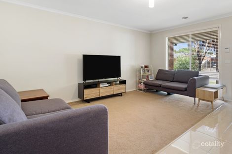 Property photo of 26 Miralie Way Cranbourne West VIC 3977