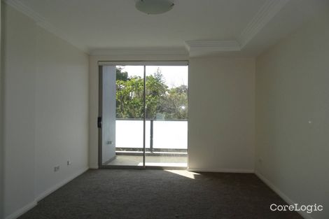 Property photo of 17/206-208 Burnett Street Mays Hill NSW 2145