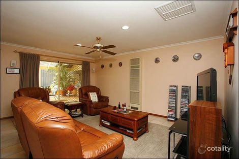 Property photo of 78 Mawson Circuit Woodcroft SA 5162