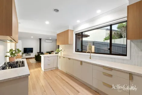 Property photo of 6 Oonah Close Eltham North VIC 3095