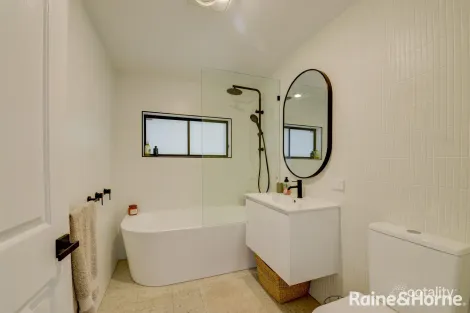 Property photo of 4 Darrell Road Calala NSW 2340