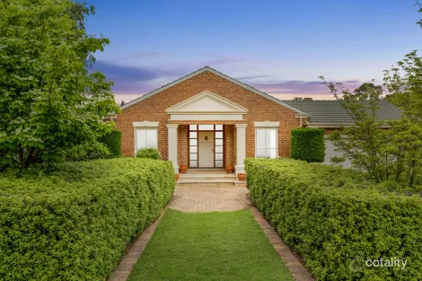 Property photo of 28 Ayers-Fowler Street Nicholls ACT 2913