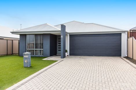 Property photo of 6 St Pierre Turn Piara Waters WA 6112