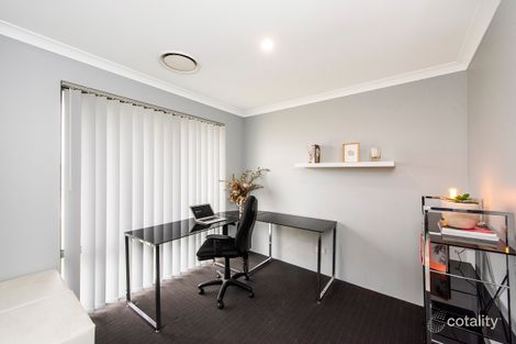 Property photo of 6 St Pierre Turn Piara Waters WA 6112