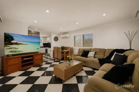 Property photo of 4 Nina Place Oakhurst NSW 2761