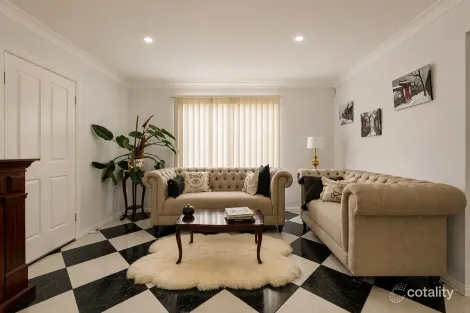 Property photo of 4 Nina Place Oakhurst NSW 2761