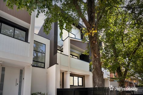 Property photo of 15/5 Manikato Avenue Mordialloc VIC 3195