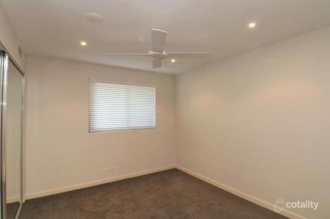 Property photo of 210/468 Esplanade Torquay QLD 4655