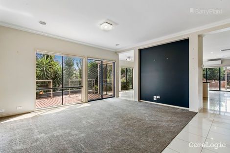 Property photo of 16 Teesdale Court Narre Warren South VIC 3805