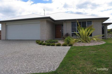 8 Ridgeview Dr, Gympie, QLD 4570