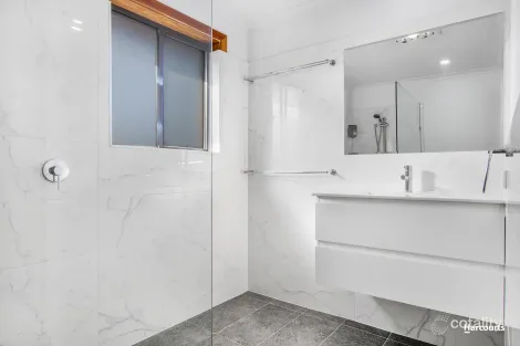 Property photo of 5 Acacia Drive Romaine TAS 7320