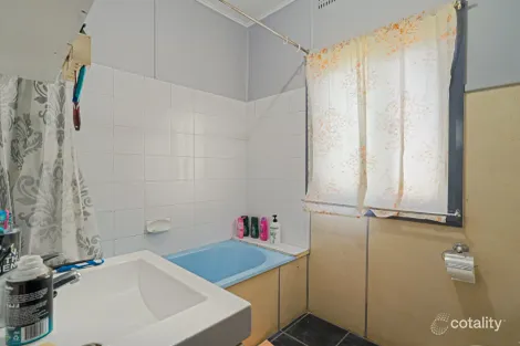 Property photo of 5 Cornwall Street Taree NSW 2430