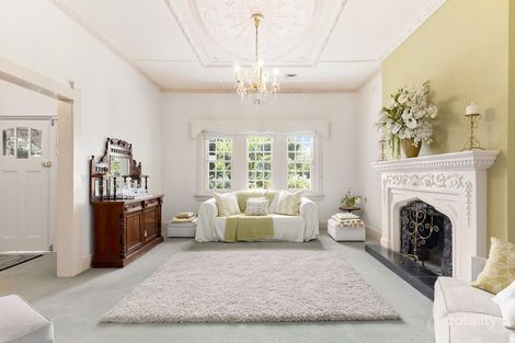 Property photo of 418 Waverley Road Malvern East VIC 3145