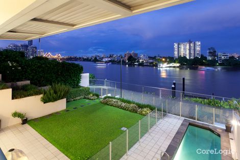 Property photo of 1/96-98 Thorn Street Kangaroo Point QLD 4169