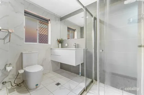 Property photo of 68 Flinders Road Georges Hall NSW 2198