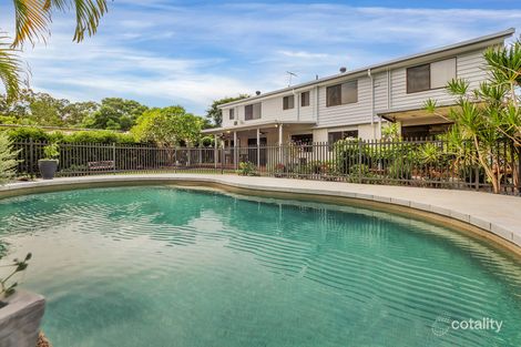 10 Halmore Pl, Chapel Hill, QLD 4069