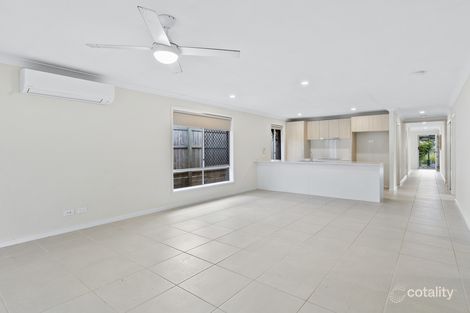 Property photo of 39 Spruce Circuit Hillcrest QLD 4118