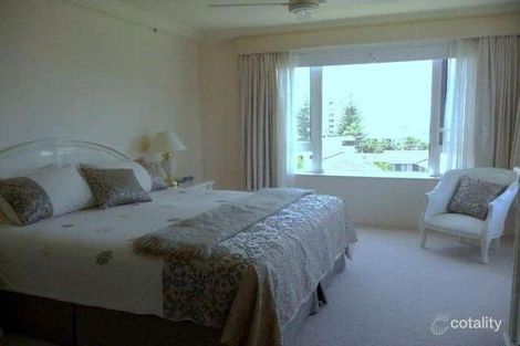 Property photo of 25/129 Surf Parade Broadbeach QLD 4218