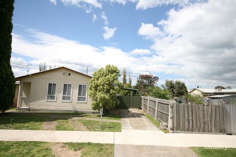 2 Camellia Cres, Norlane, VIC 3214