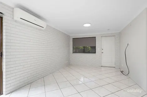 Property photo of 1/160 Glebe Road Booval QLD 4304